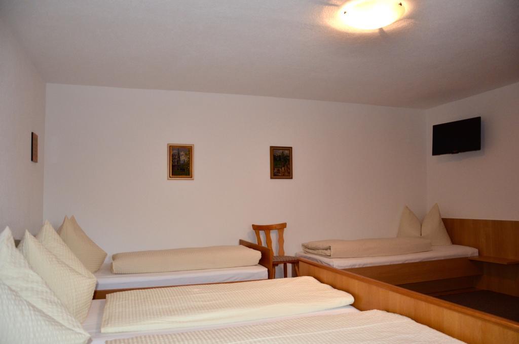Christl'S Hof Bed and Breakfast Haiming Camera foto